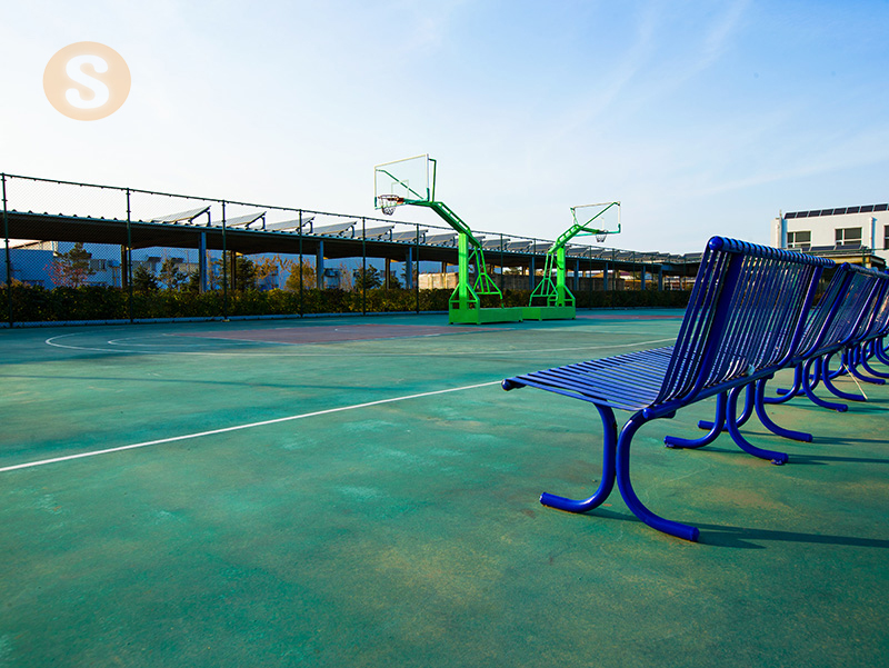 休閒籃球場(chǎng)